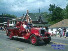 Monday June 17, 2002 03:42 - port dover canada day 2005 096.jpg